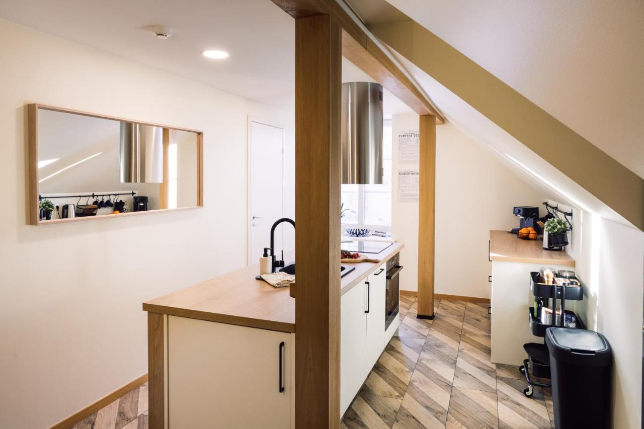 Rothko Apartment/8 Guests/4Bedrooms/Riga Old Town ภายนอก รูปภาพ