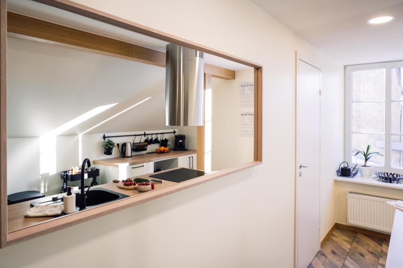 Rothko Apartment/8 Guests/4Bedrooms/Riga Old Town ภายนอก รูปภาพ